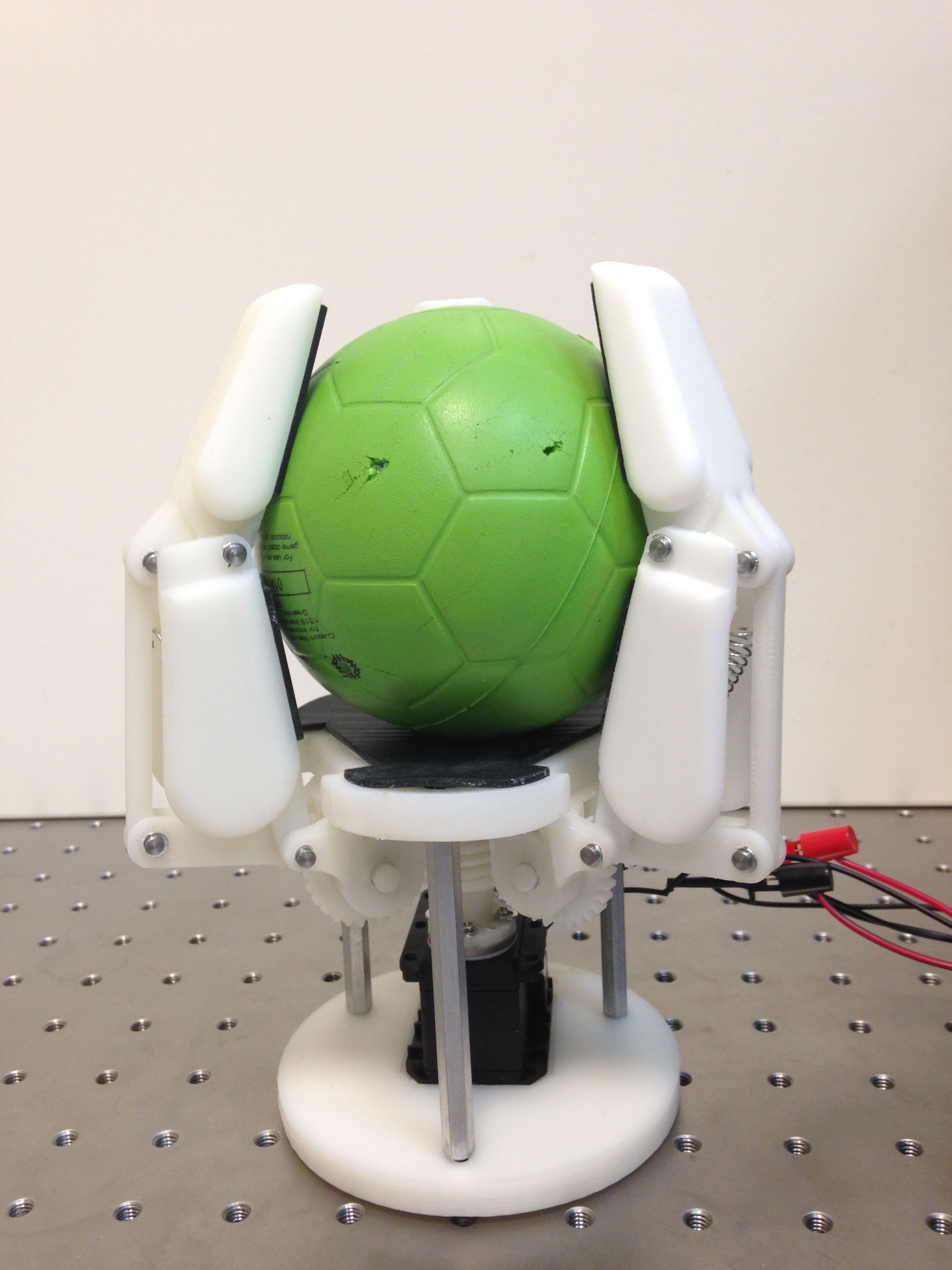 Opensource 3D printed underactuated robotic gripper ALARIS